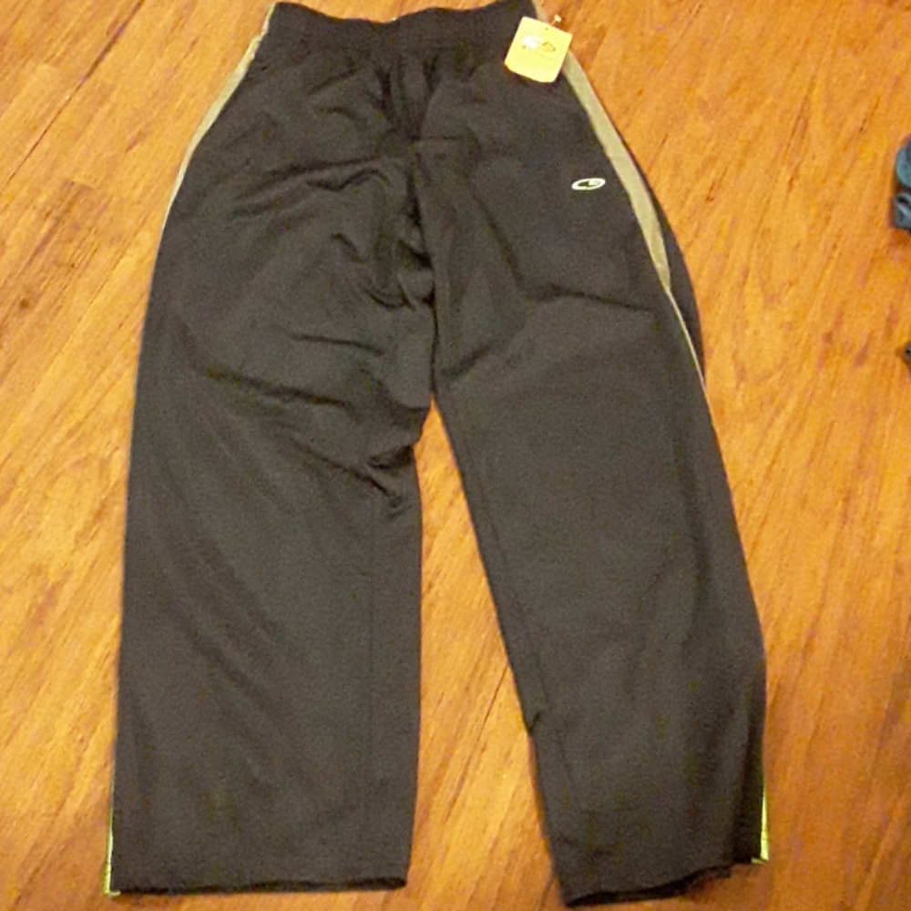 Athletic pants